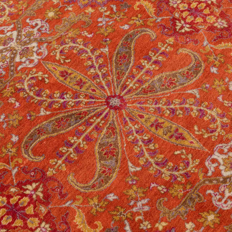 Gulnaar-B Hand Knotted Woollen Rug