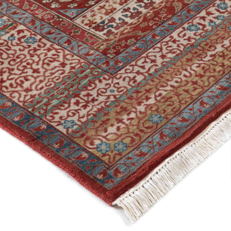 Mamlukk-V Hand Knotted Woollen Rug