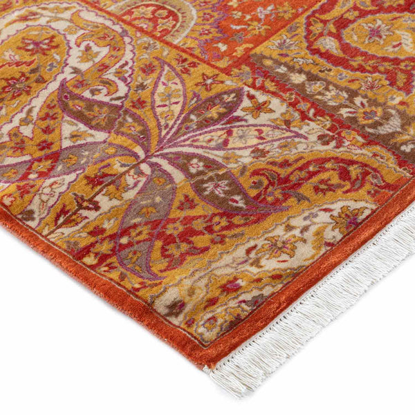 Gulnaar-B Hand Knotted Woollen Rug